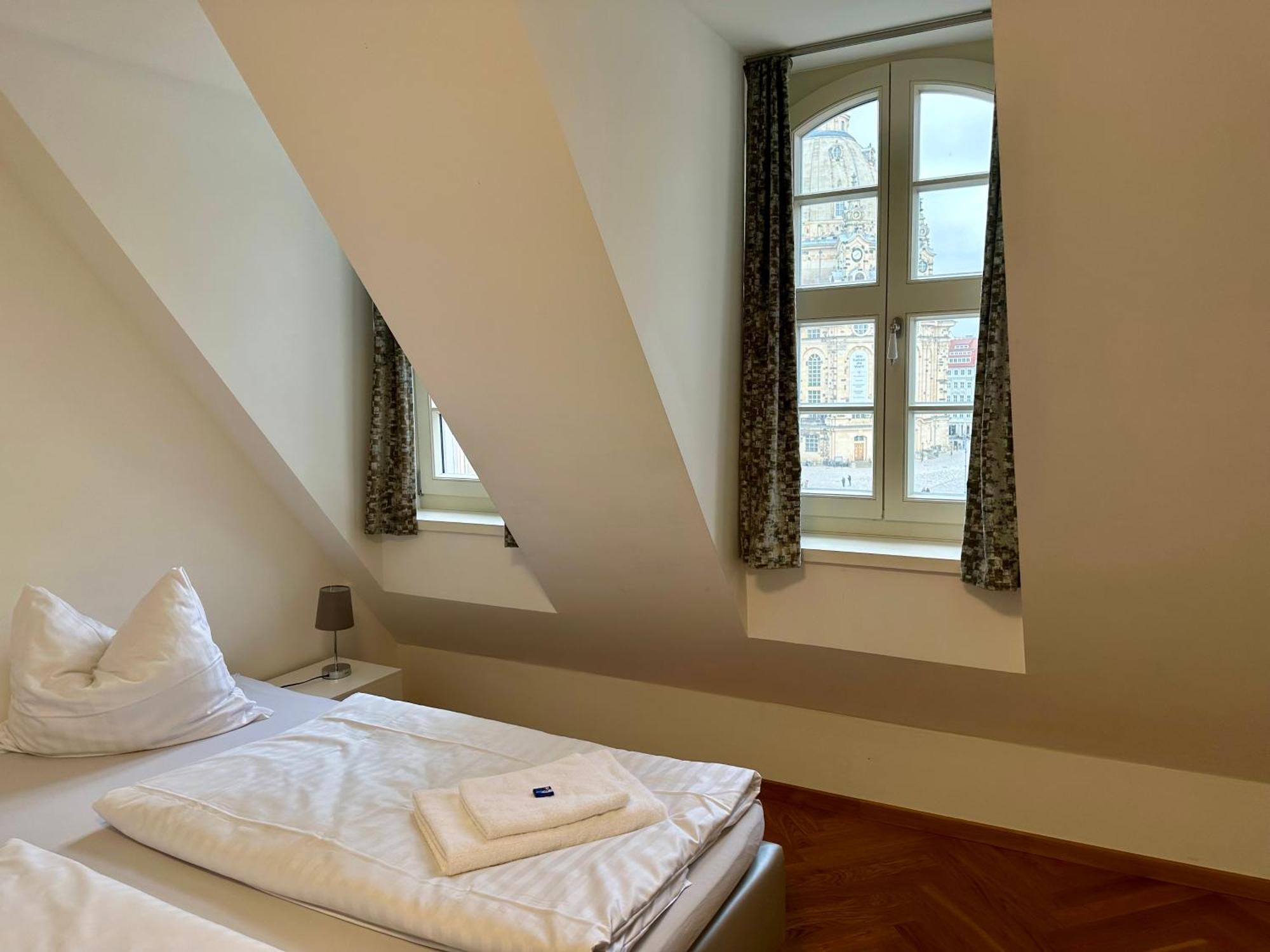 Exklusives Apartment Mit Einmaligem Blick Zur Frauenkirche - Parkplatz Kostenfrei Dresden Luaran gambar