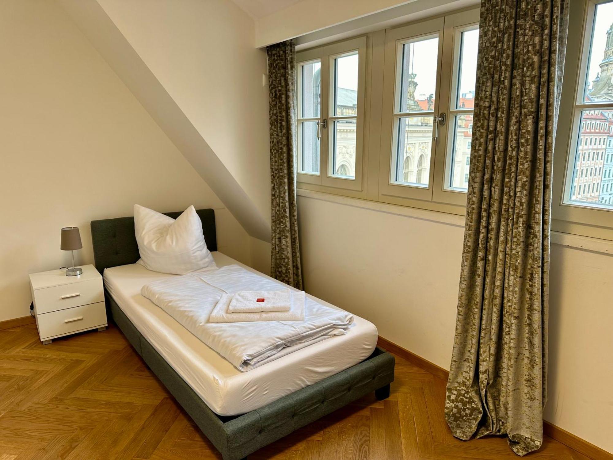 Exklusives Apartment Mit Einmaligem Blick Zur Frauenkirche - Parkplatz Kostenfrei Dresden Luaran gambar